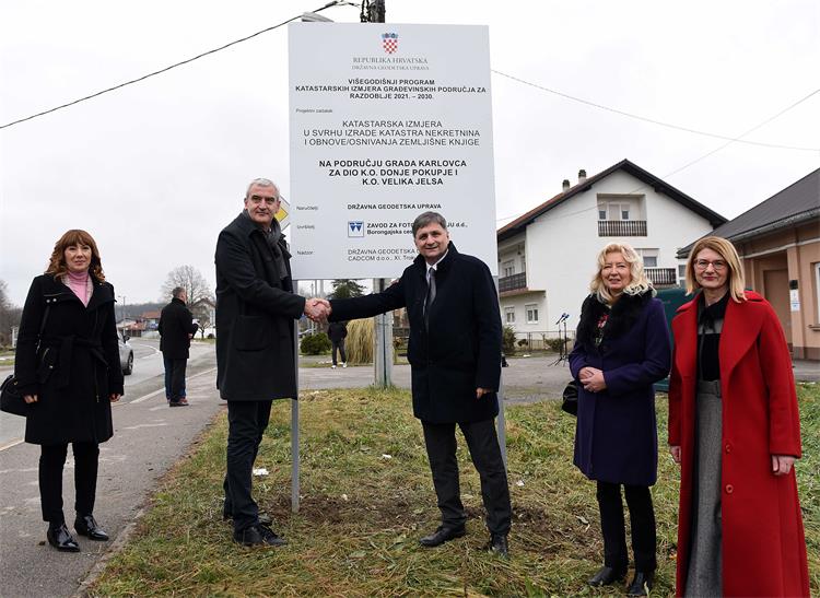 Slika /slike/Vijesti/Katastarska izmjera/2023/Karlovac/katastar (32).JPG